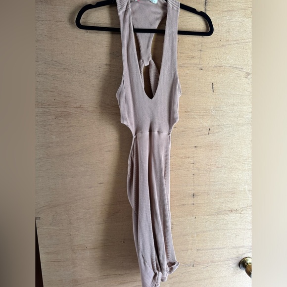 FP beach cutout dress - Picture 2 of 4